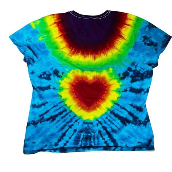 Hanes Tie Dye Women’s XL Cotton Shirt Short Sleeve Heart Red Blue Green - Picture 3 of 3